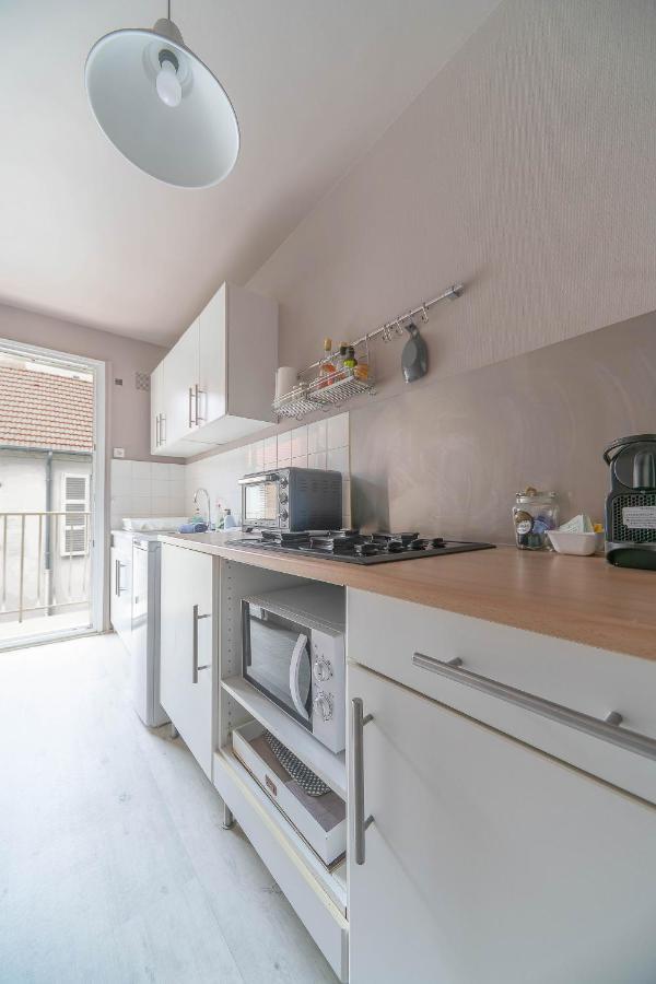 Le Dejoux - Appartement Avec Terrasse En Centre Ville 비시 외부 사진